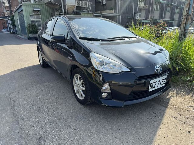 TOYOTA豐田 PRIUS C  第1張相片