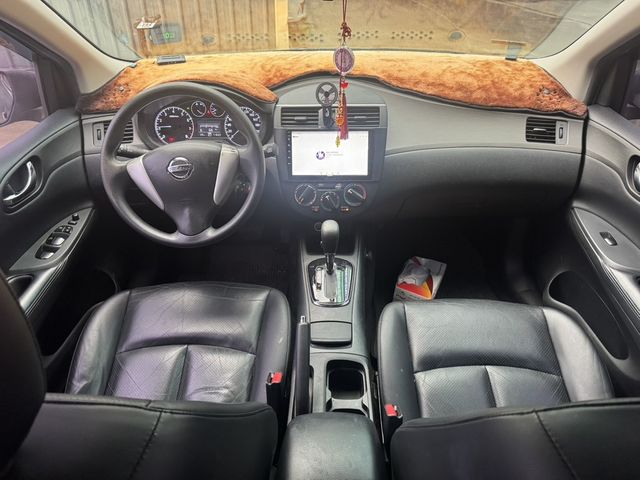 NISSAN日產 TIIDA  第3張相片