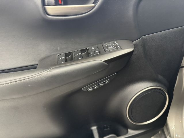 LEXUS凌志 NX300H  第7張相片