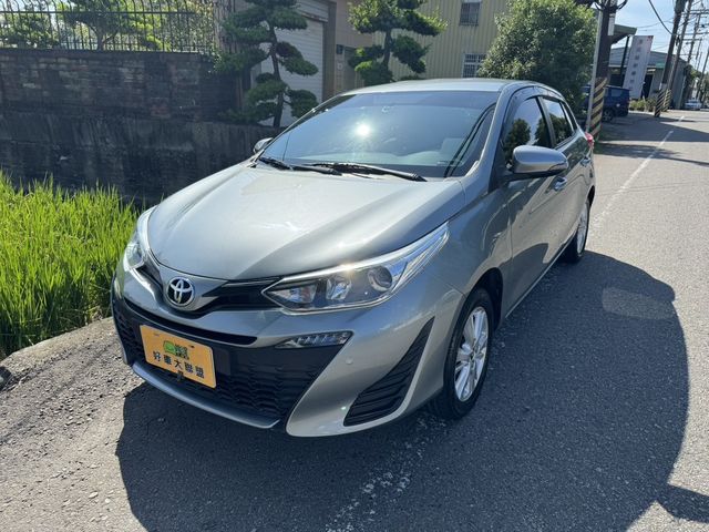 TOYOTA豐田 YARIS  第2張相片