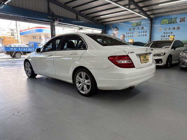 M-BENZ賓士 C180  第4張相片
