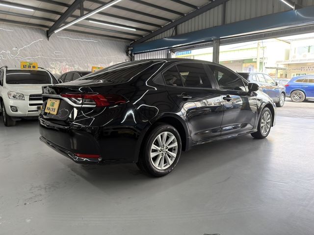 TOYOTA豐田 ALTIS  第6張相片