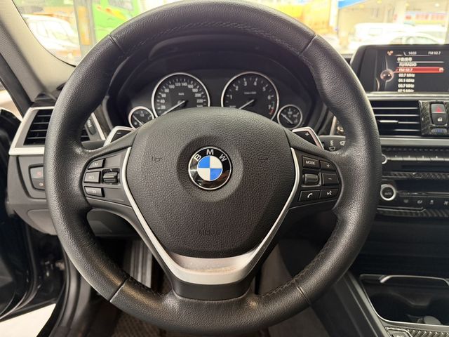 BMW寶馬 320I SEDAN ZA  第10張相片