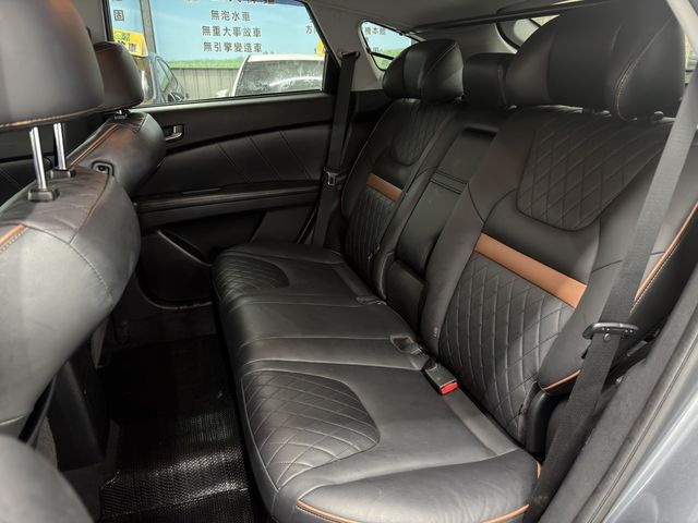 LUXGEN納智捷 U6 TURBO  第8張相片