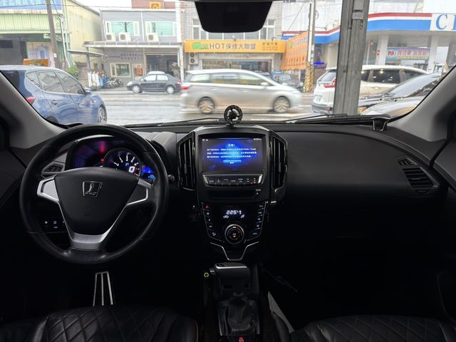 LUXGEN納智捷 U6 TURBO  第9張相片