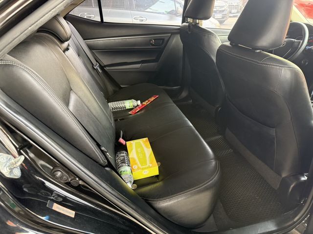 TOYOTA豐田 ALTIS  第4張相片