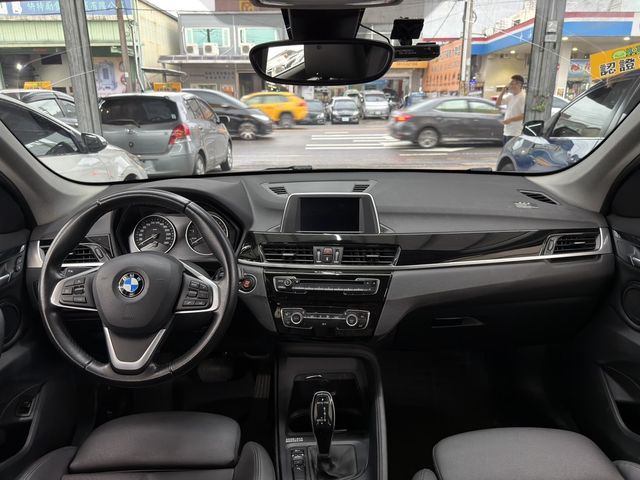 BMW寶馬 X3  第8張相片