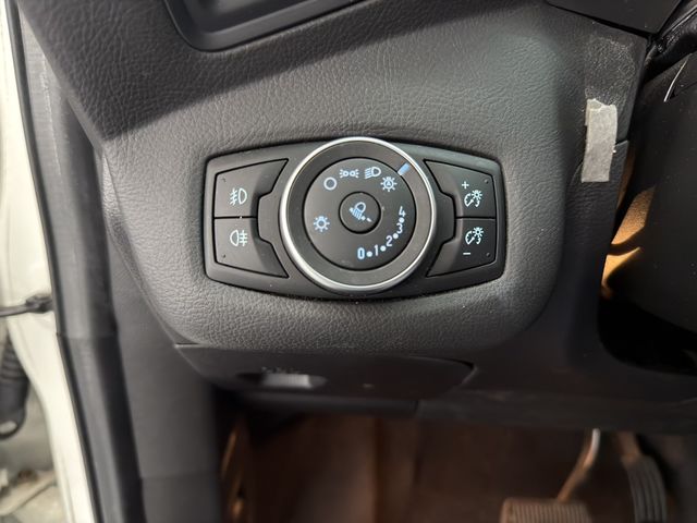 FORD福特 KUGA  第12張相片