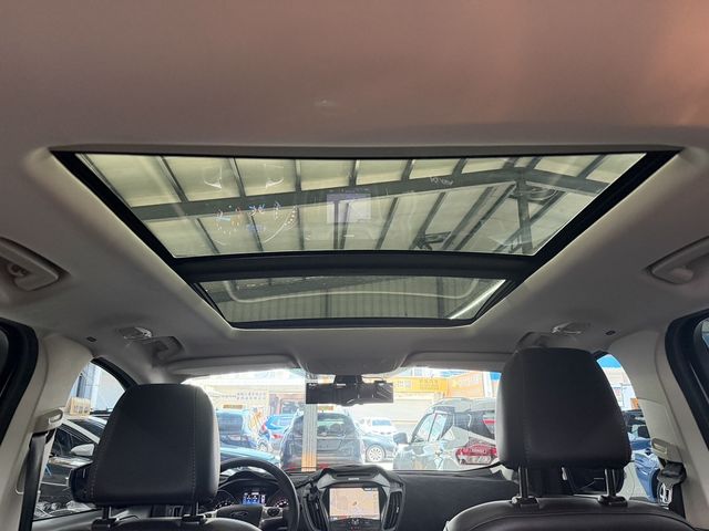 FORD福特 KUGA  第15張相片