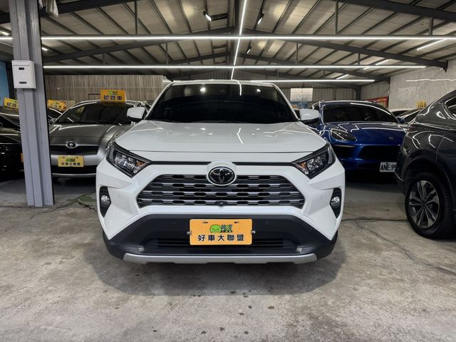 TOYOTA豐田 RAV4  第3張相片