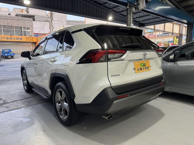 TOYOTA豐田 RAV4  第4張相片