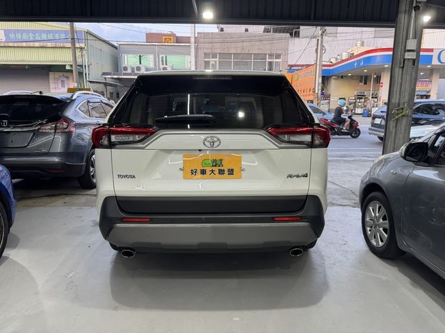 TOYOTA豐田 RAV4  第5張相片