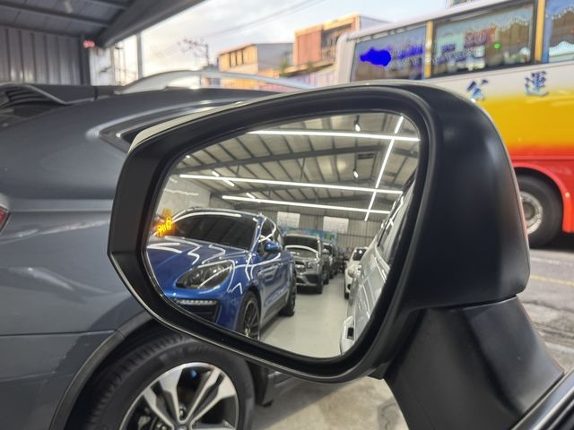 TOYOTA豐田 RAV4  第14張相片
