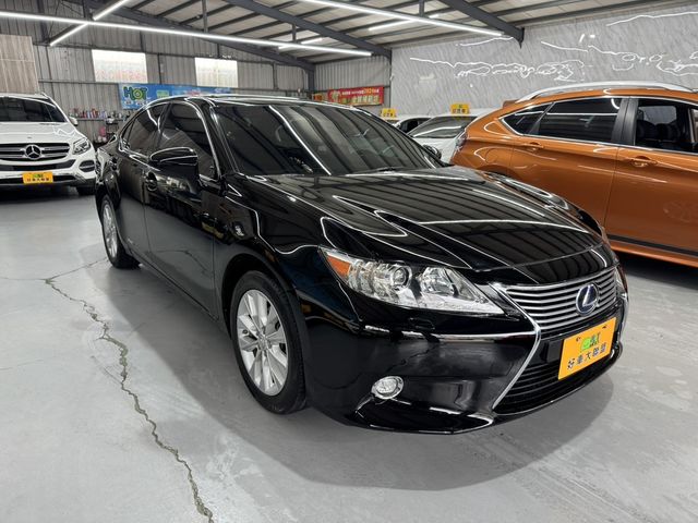 LEXUS凌志 ES300H  第2張相片