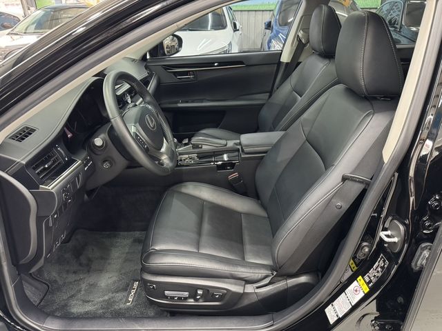 LEXUS凌志 ES300H  第8張相片