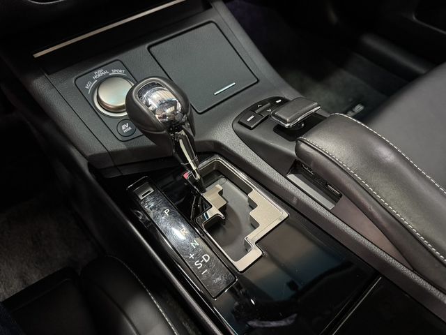 LEXUS凌志 ES300H  第10張相片