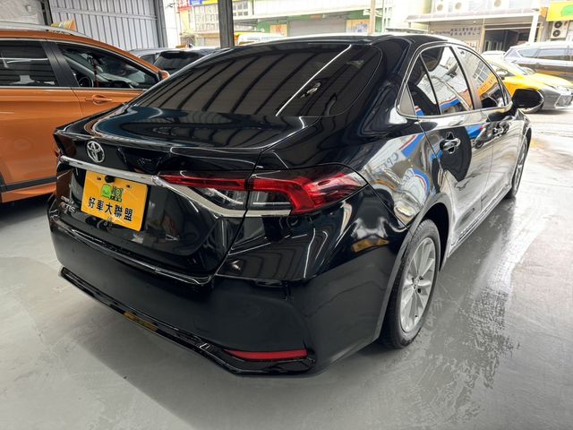 TOYOTA豐田 ALTIS  第4張相片