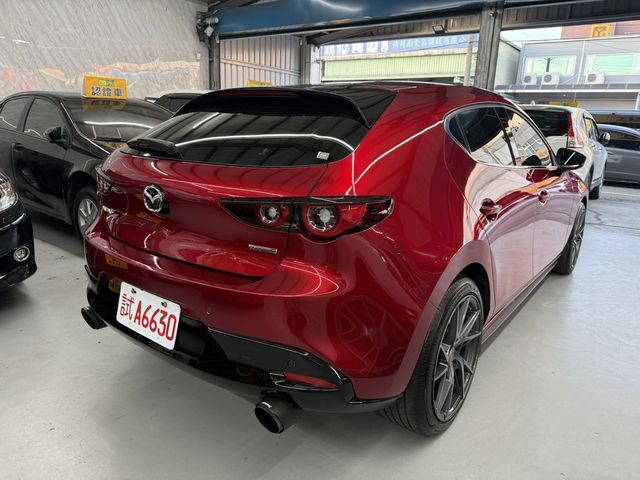 MAZDA馬自達 MAZDA 3  第2張相片