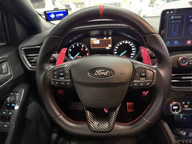 FORD福特 FOCUS  第10張相片