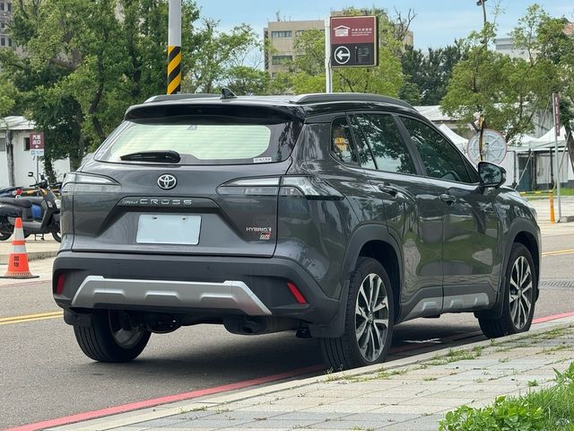 TOYOTA豐田 COROLLA CROSS HYBRID  第4張相片