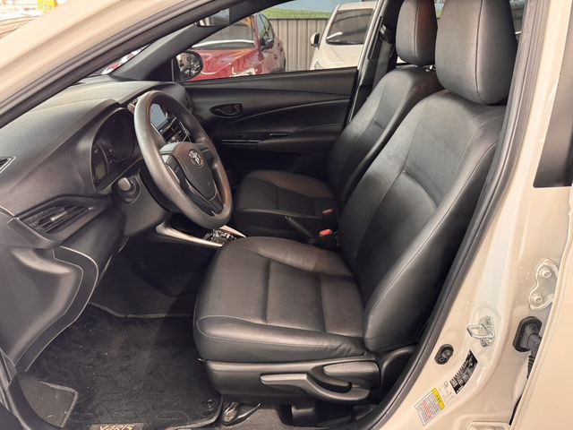 TOYOTA豐田 YARIS  第6張相片