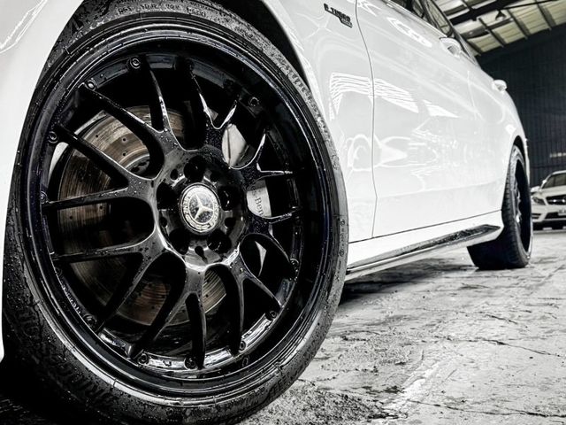 Mercedes-Benz/賓士 C300  第8張相片