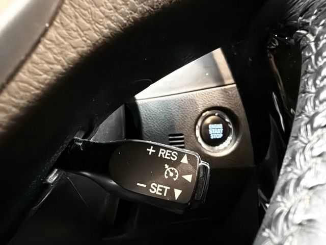 Toyota ALTIS  第9張相片