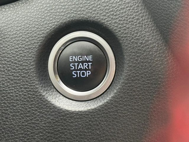 Toyota Auris  第12張相片