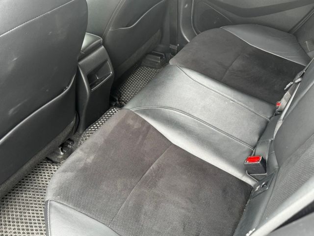 Toyota Auris  第15張相片