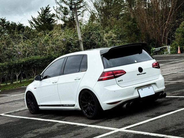 Volkswagen 福斯 Golf  第2張相片