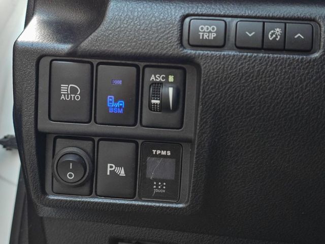 Lexus IS  第10張相片