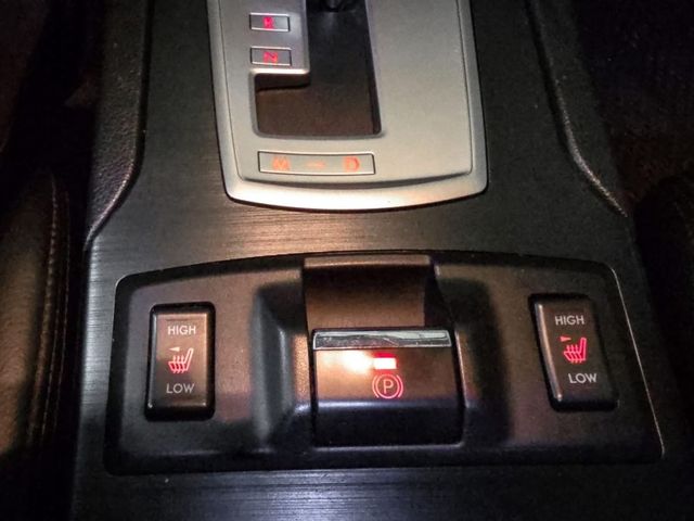 Subaru Legacy  第5張相片