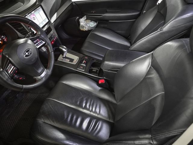 Subaru Legacy  第9張相片