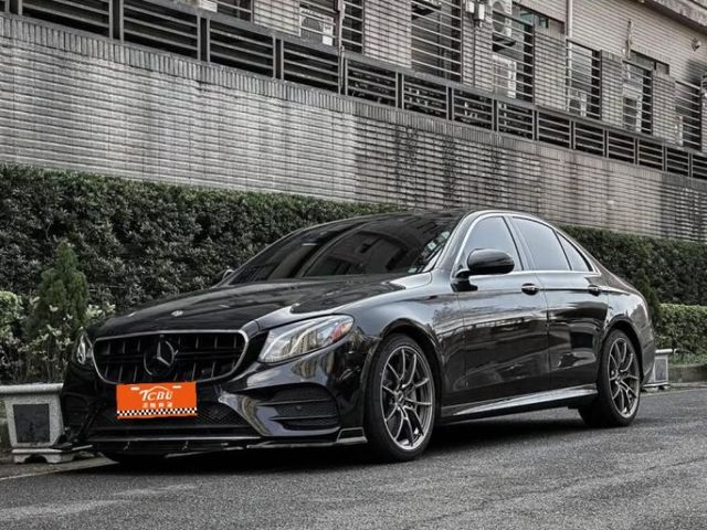 Mercedes-Benz/賓士 E-CLASS  第1張相片