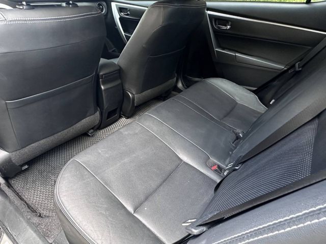 Toyota ALTIS  第9張相片