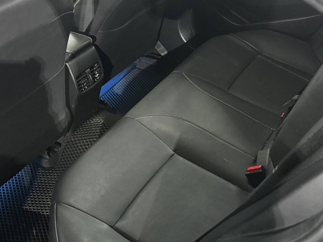 Toyota ALTIS  第12張相片