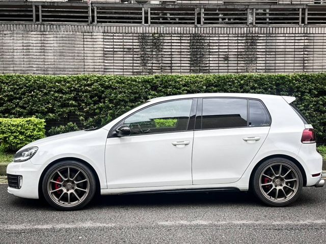 Volkswagen 福斯 Golf  第2張相片