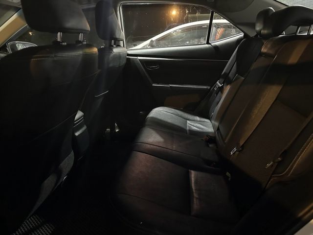 Toyota ALTIS  第9張相片