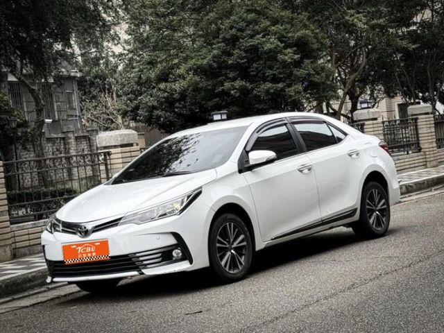 Toyota ALTIS  第1張相片