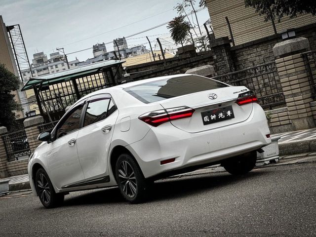 Toyota ALTIS  第2張相片