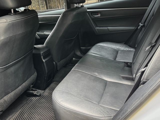 Toyota ALTIS  第7張相片