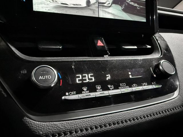 Toyota ALTIS  第10張相片