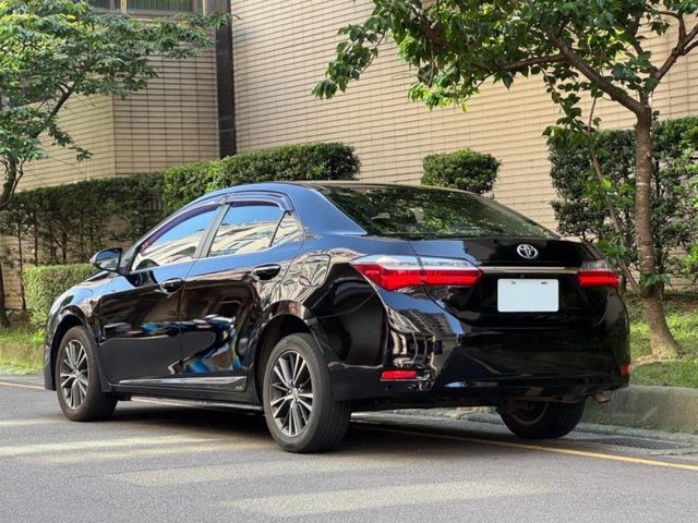 Toyota ALTIS  第2張相片