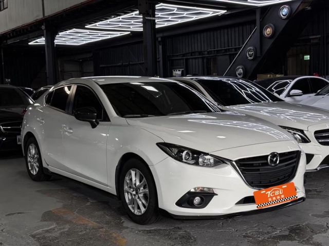 Mazda Mazda3  第4張相片