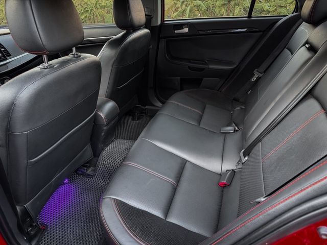 Mitsubishi Lancer  第3張相片