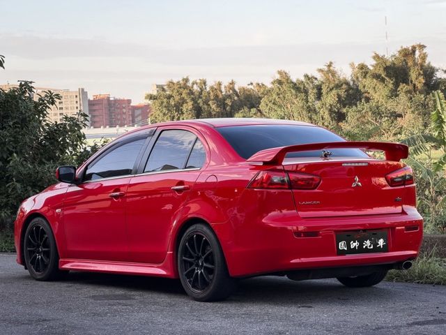 Mitsubishi Lancer  第5張相片