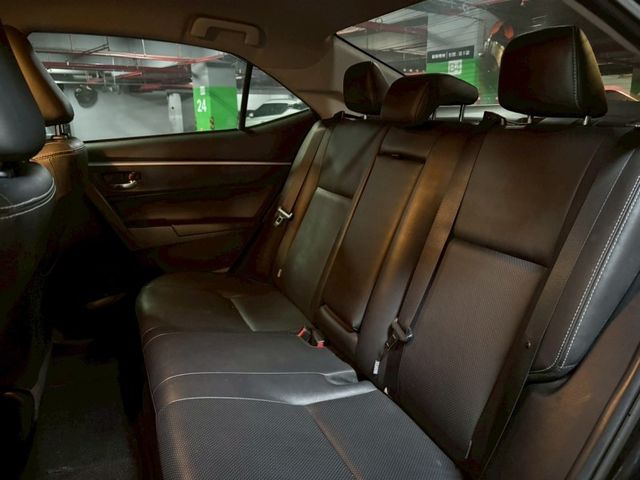 Toyota ALTIS  第3張相片