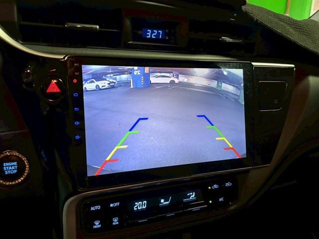 Toyota ALTIS  第7張相片