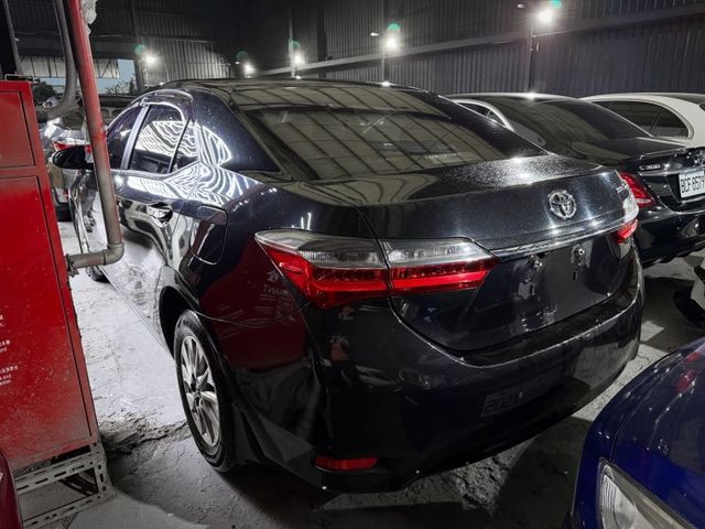 Toyota ALTIS  第2張相片