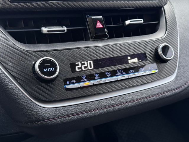 Toyota ALTIS  第14張相片